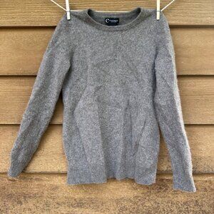 C By Bloomingdales 100% Cashmere Womens Sweater M Gray Long Sleeve Soft Knit Pul